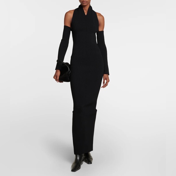 KHAITE Sutton Off-The-Shoulder Ribbed-Knit Maxi Halter Dress - Picture 1 of 7